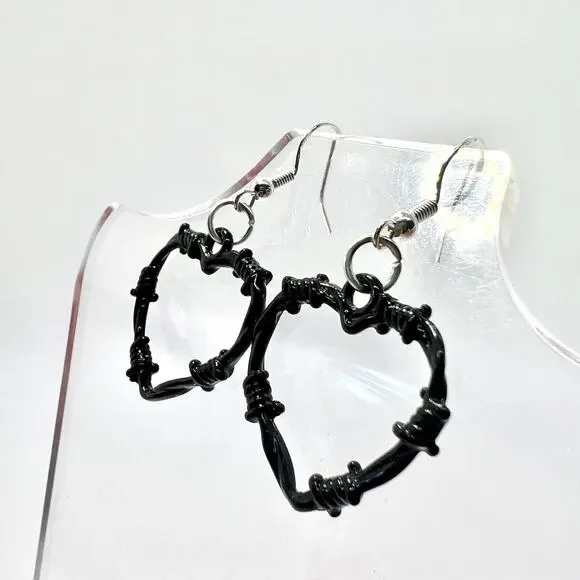 Barbed Heart Earrings - Barb Wire Accessories - Heart Accessory - Black Goth Gif - Picture 5 of 7